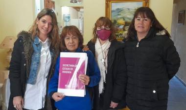 POLÍTICA HABITACIONAL: continúa la entrega de escrituras