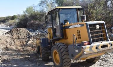 VILLA DE MERLO: encauzamiento sobre el arroyo El Tigre