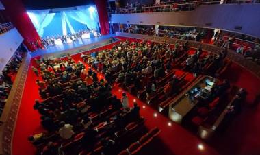 El público ovacionó a “La Traviata”