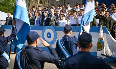 Alberto: “La policía nos enorgullece”