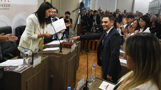 Asumió Hissa y deberá dejar de tribunear y resolver problemas .Sus Secretarios, entre ellos , Lucero Guillermo, que será ñoquis en la Municipalidad 