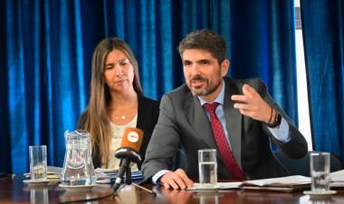 Ordóñez fue a la Legislatura, pero se está lejos de los números para aprobar el endeudamiento .