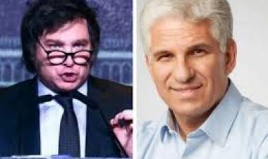 MILEI continuará las obras de 150 viviendas en Villa Mercedes.San Luis responderá por las demoras en pagos al contratista , si la Nación no paga.Tienen un 32 por ciento de avance de la gestión anterior.Abdala no fue invitado al acto, andaba explicando sus asesores