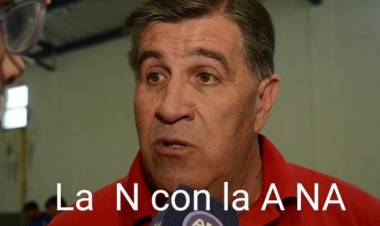 La reelección de Leyes consolida el transfuguismo político en Diputados .Le cuesta leer de corrido .Vergüenza ajena .