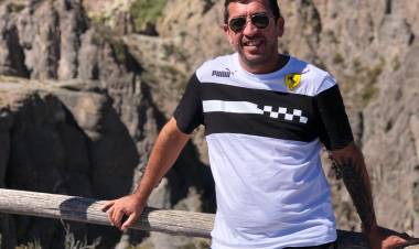 Lorenzetti irá con los Libertarios y llevarán lista completa .Bombazo político 