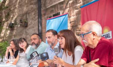 Frente Justicia Social.Otro Frente Peronista, casi todos ex aliados del PJ oficial .