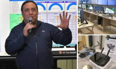 Koslay: Toti inauguró su centro de monitoreo de seguridad.Una cachetada cariñosa a Poggi y Sosa, que no fueron .Sería asumir su desastre en esa materia.Toti llevará su idea a la Legislatura 