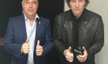 MILEI pretende sacar todos los Colegios Profesionales. Desregulación dicen de la burocracia . Se desfinanciaría  el sistema . Abogados, Contadores, Veterinarios y Médicos los apuntados 