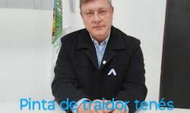 Hissa "Silvestri debe devolver la banca, es un traidor y no tiene un solo voto"Escandalosa sesión 