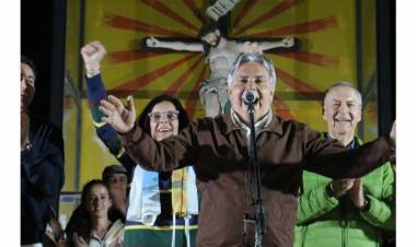 Reducción Córdoba: Provincias Unidas con él 83 por ciento arrasó.1 de. intendente del sector. Llaryora festejo 