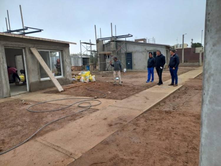 POLÍTICA HABITACIONAL: 23 nuevas casas en La Toma