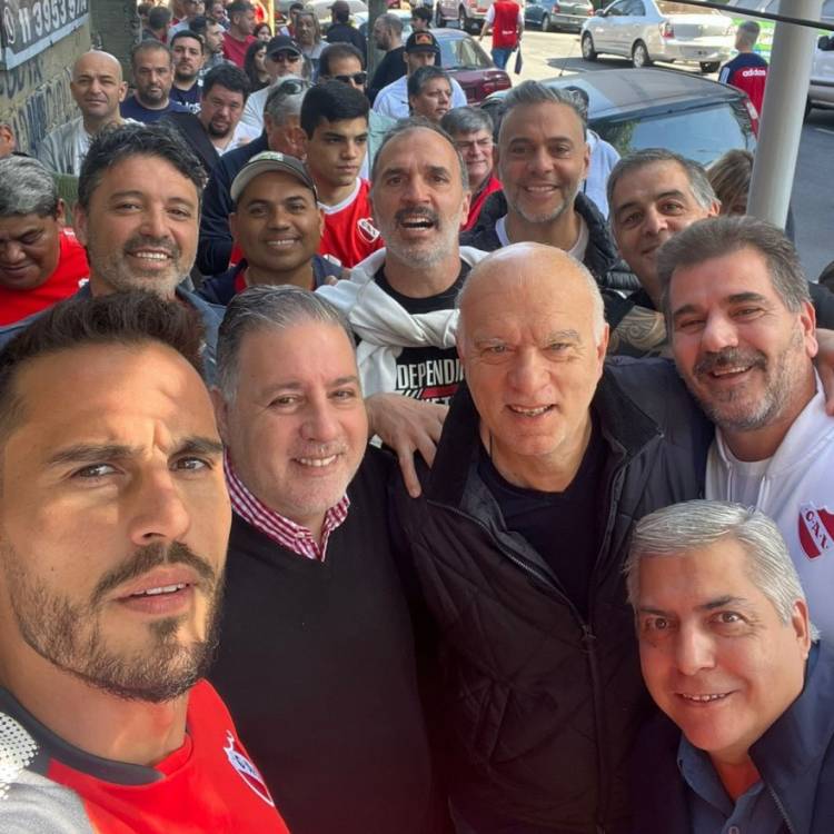 Fabian Doman es el nuevo Presidente de Independiente .Con apoyo del PRO venció a la lista de Moyano 