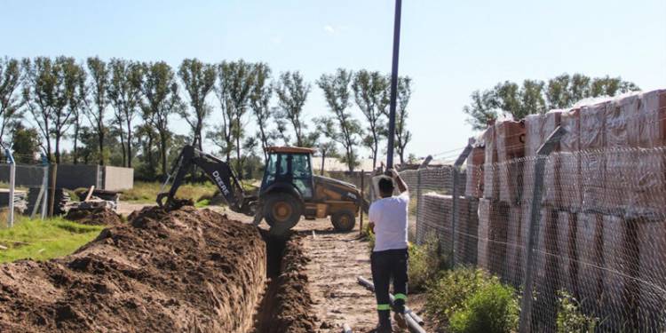 VILLA MERCEDES: obras de agua y cloacas para 84 viviendas