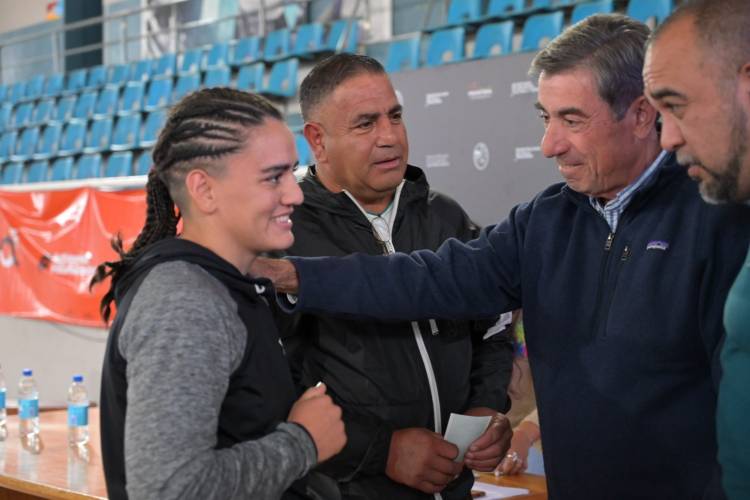 “Felicito a Maxi por el trabajo diario que hace”