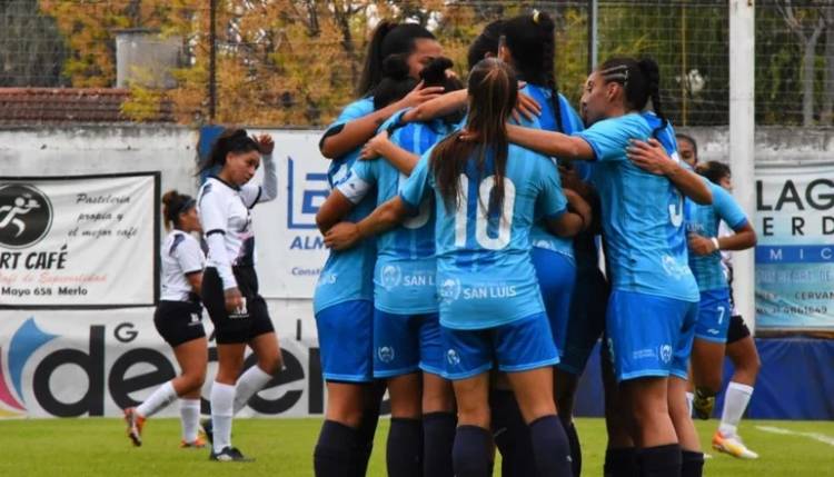  FÚTBOL FEMENINO: San Luis FC goleó y continúa invicto 