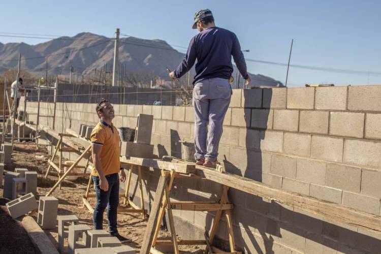 Avanza la construcción del CAV Eva Perón en la capital
