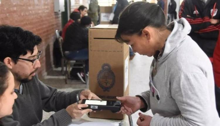 HABILITARON LA VOTACIÓN POR HUELLA DACTILAR EN SAN LUIS 