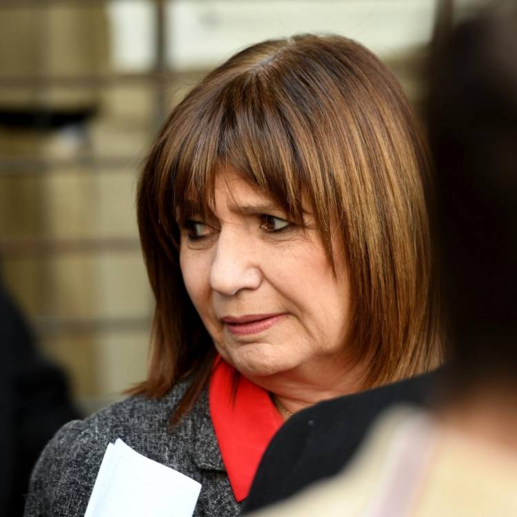 Bullrich "es vergonzoso que MILEI construya con Barrionuevo .Su violencia verbal no es civilizada y es peligroso"