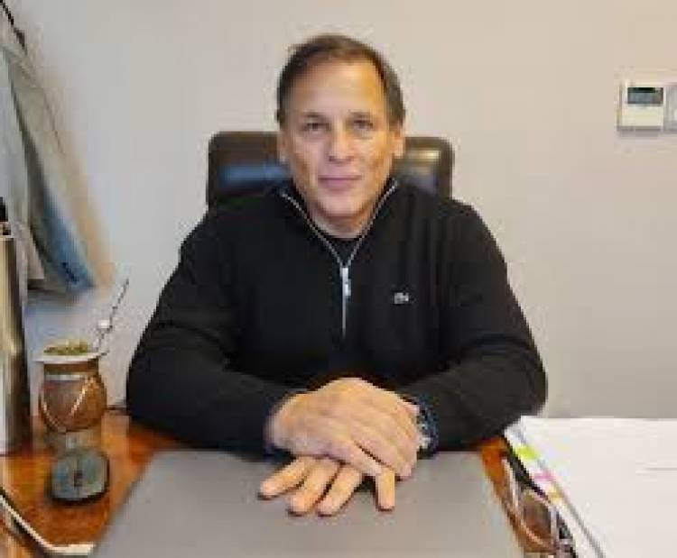 Enrique Ponce logró que se suspenda aumento EDESAL.Primer éxito del Defensor del Pueblo en su gestión 