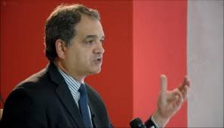 Salino a EA" es grave que el DNU esté todavía vigente estando fuera de la Constitución.El DNU no es conveniencia, es necesidad y urgencia que no fue justificada por MILEI.Sl Se rechazó a pesar de los aprietes"