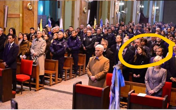 Abdala en su peor momento.Fue reprochado por MILEI por la falta de dictamen de la Ley Bases.Tedeum en Buenos Aires .En San Luis , el rodolfismo copó el Tedeum en la Catedral, detrás de POGGI 