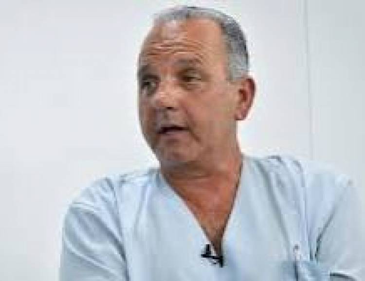 Belletini "Nigra debe renunciar, no entiende de Salud Pública.Es un médico, el que debe ser Ministro.Fuimos forreados por el Gobierno, a quien ayudamos a ganar"