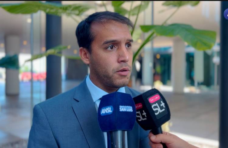 Trapiche hace él esfuerzo y paga aguinaldo y bono .Ricardo Olivera Aguirre en distinto . Administración equilibrada con voluntad política.