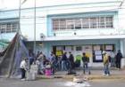 Poggi disconforme con el aumento al sector público e Inclusión.Formato.de empleados pobres .El recuerdo de acuartelamientos policiales por los haberes miserables . Rodríguez SAA no puede aumentar el 100 por cuento , dijo el electo .