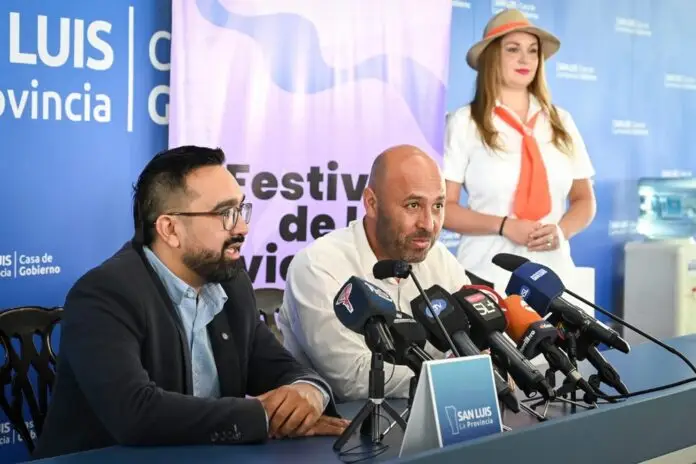 Ayala:viene muy flojo el Turismo.Los Festivales ayudan, pero tenemos que cobrar 8 mil la entrada para no perder plata, aún de la ayuda del Gobierno.Sin previsión.Alvarez Pinto no lo podía creer, al sincericidio