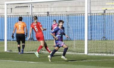 FÚTBOL FEMENINO: San Luis FC goleó a Cambaceres