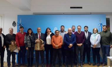 Manzur y Katopodis   con 11 Intendentes de San Luis .Fortalecimiento institucional 