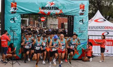 ATLETISMO: Se realizó la 20° Maratón de la Calle Angosta
