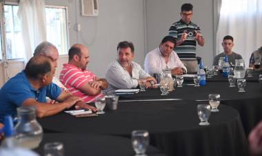 Las 6 Entidades Rurales formarán un Consejo Asesor con Producción. Lo acordaron con Amitrano en Mercedes, donde el Ministerio tiene oficinas permanentes. Recorren los Centros Ganaderos