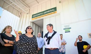 Gató Fernández recorrió Laboratorios Puntanos