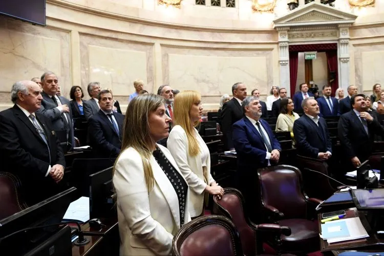 El peronismo hizo prevalecer la Constitución en el pliego de Figueroa.La Corte administrativamente la había dejado afuera.