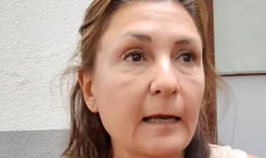 Calderón: donde él vecino no pueda hacer la vereda, que la haga él Municipio y la pague en cuotas en su tasa Municipal.Duma a la propuesta de Hissa.