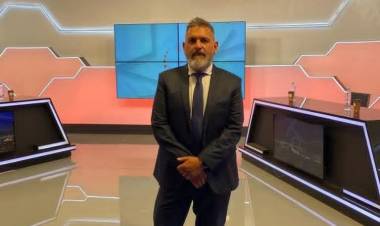 PIPI ALI, pidió la suspensión del Impuesto a los Combustibles.Bajaria 350 pesos , de aprobarse .La guerra disparó él precio, pero él impuesto lo hace suntuario y afecta la producción.