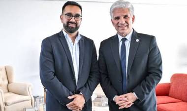 Alvarez Pinto : Identidad Radical no representa a nadie . Cogobeenamod por primera vez y deben ganar una elección para opinar . 