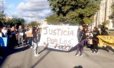 Caso Magalí Morales : una causa que usó él poggismo contra él Gobierno anterior y hoy es un problema ante la detención de los Policías.