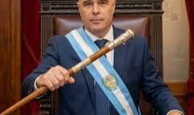 Abdala alabó la inocencia fiscal . Quedó entre la sumisión o la grandeza, si Poggi cierra con Milei .La intervención de LLA lo deja sin Manejo partidario. 