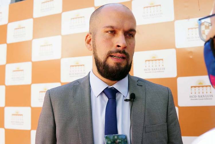 Juan Martín Divizia: “ampliamente satisfactorio”