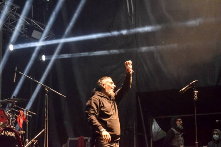La felicidad del“Mono” de Kapanga