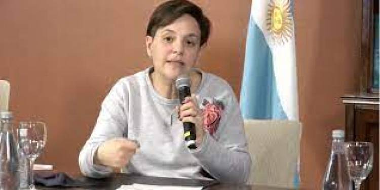 La mala atenciòn en el privado,fortalece al Carrillo.Operetas contra la autogestiòn que lleva años.Zanglà clave