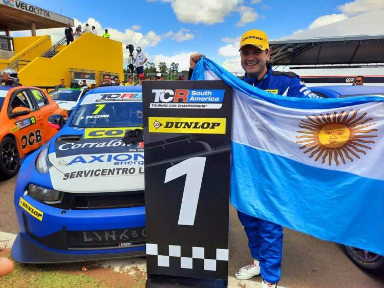  TCR South America: gran inicio de Pezzini en Brasil