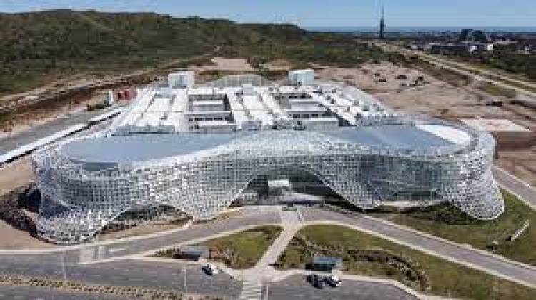 El ataque al Carrillo y a la Salud pùblica por quienes la destruyeron (Poggi,Hissa y sus medios)Intereses en juego. 