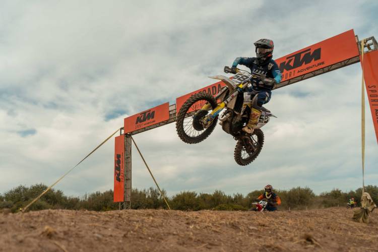 MOTOCROSS: una fiesta en el “Rosendo Hernández”