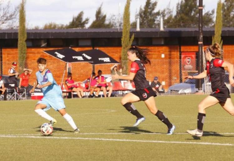 FÚTBOL FEMENINO: 2-2 frente a Ñuls en Rosario