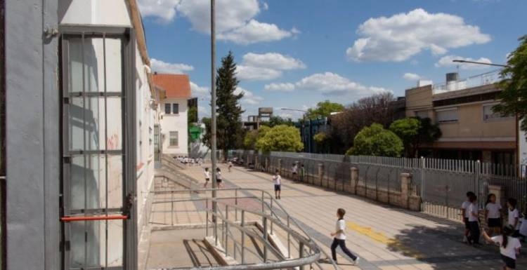 El uso del barbijo no será obligatorio en las aulas