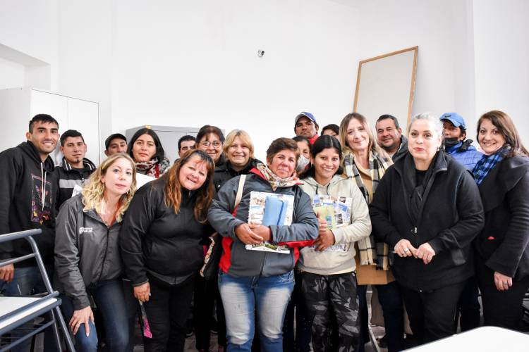 LUJÁN: llegó la escuela de alfabetización itinerante