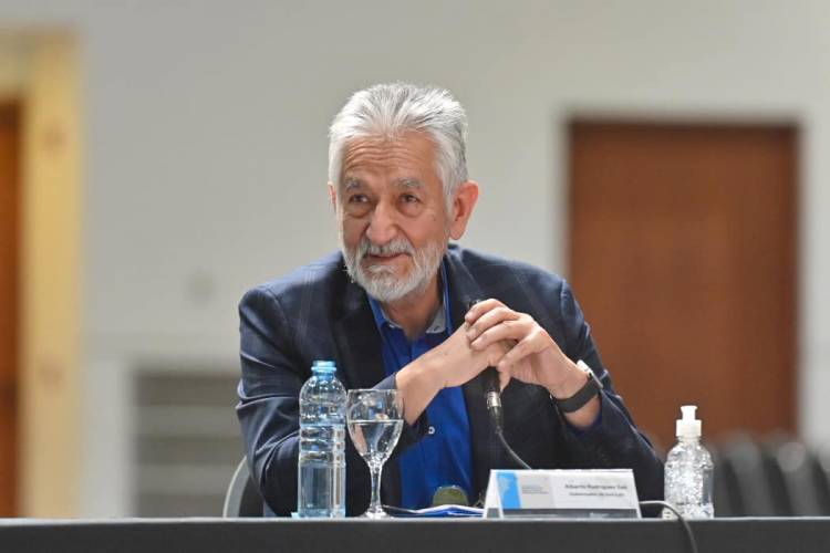 EL PAÍS, EL PERONISMO Y LA GRIETA: EL ALBERTO EN FRASES